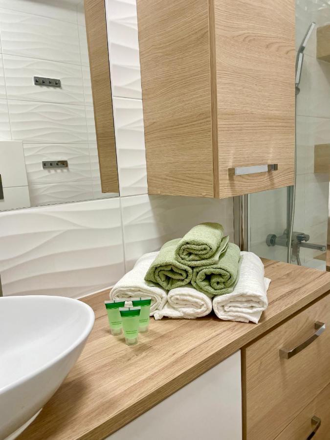 Apartments Sleep & Go Modlin Airport Nowy Dwor Mazowiecki Exterior photo